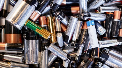 Verzameling niet-oplaadbare batterijen met verschillende groottes